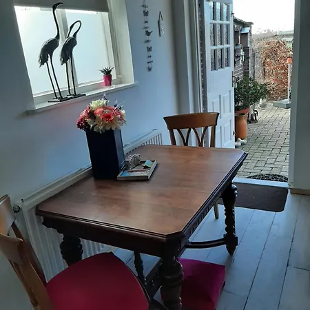 Bed En Boterham 3* Hedel