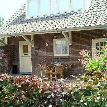 Bed En Boterham Bed & Breakfast Hedel